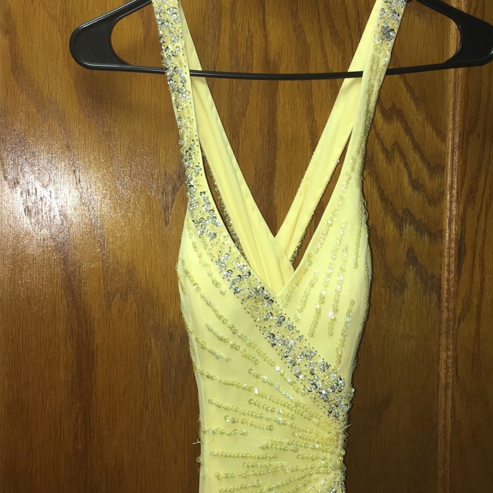 Sean Collection Women’s Yellow Silver Formal Dress